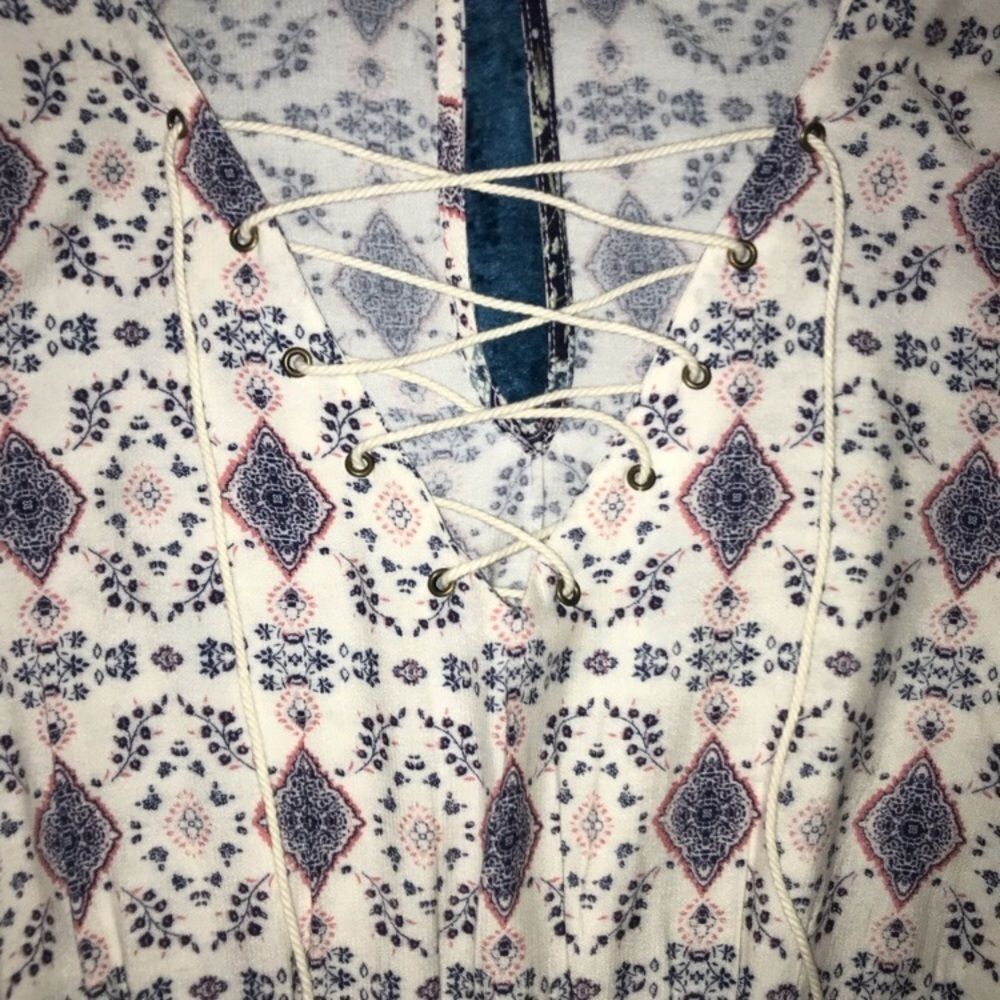 NEW Rewind Cream Blue Bell Sleeve Romper Medium M - Picture 3 of 8